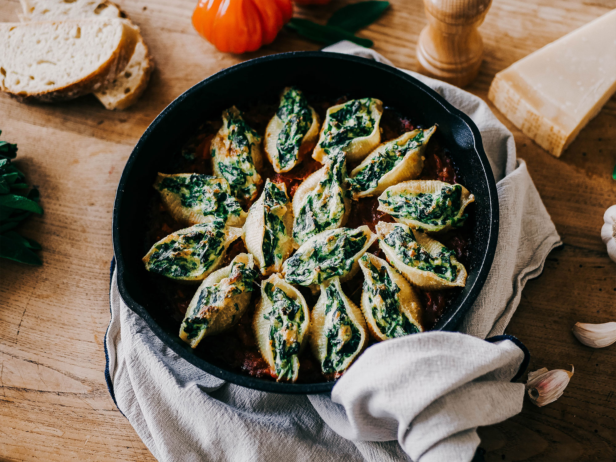 Conchiglioni farcis aux épinards et à la ricotta 